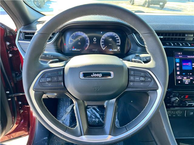 2025 Jeep Grand Cherokee Laredo (Stk: 25-411A) in Sarnia - Image 14 of 27