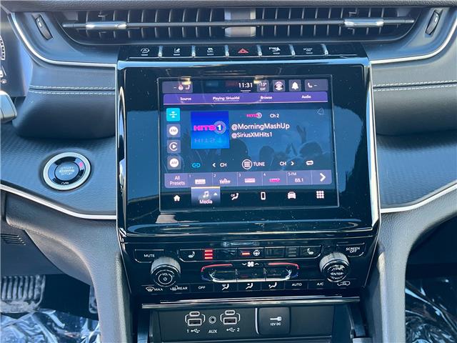 2025 Jeep Grand Cherokee Laredo (Stk: 25-411A) in Sarnia - Image 16 of 27