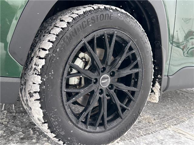 2023 Toyota Corolla Cross XLE (Stk: TC015A) in Cobourg - Image 2 of 28