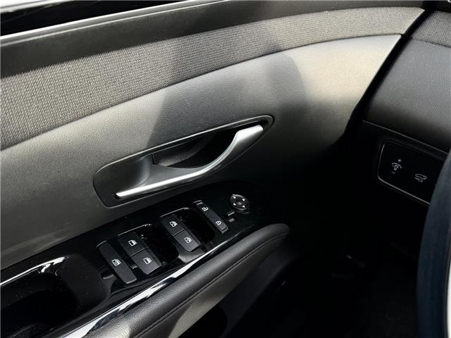 2024 Hyundai Tucson Plug-In Hybrid Ultimate (Stk: 260327A) in Calgary - Image 11 of 19