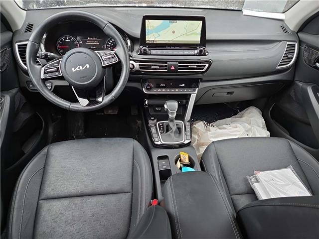 2023 Kia Seltos EX Premium (Stk: 43484J) in Belleville - Image 2 of 3