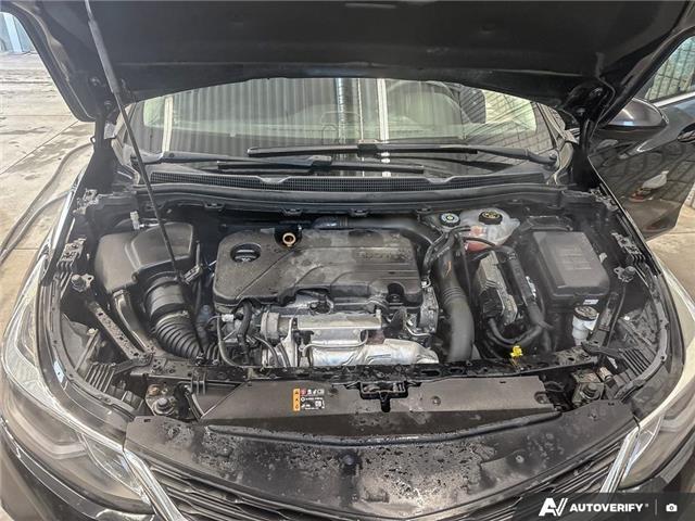 2018 Chevrolet Cruze LT Auto (Stk: 164883) in London - Image 10 of 26