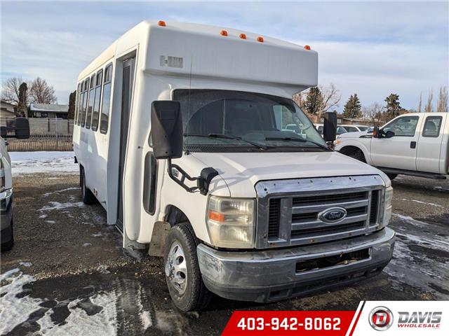 2009 Ford E-450 Cutaway Base (Stk: 21139) in Lethbridge - Image 2 of 2