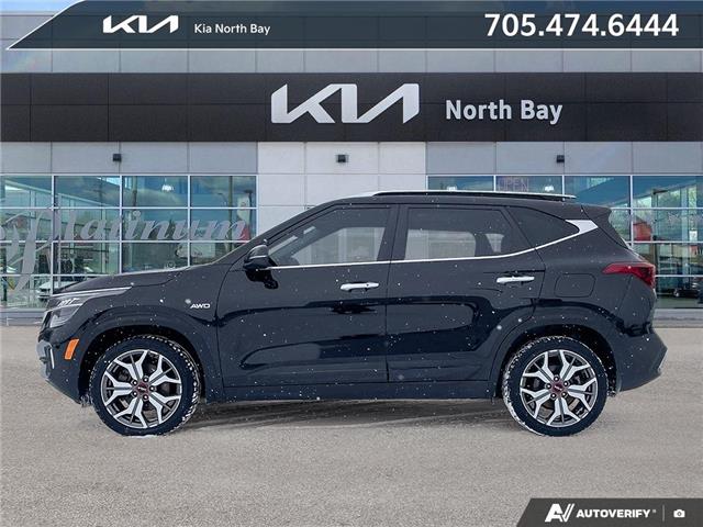 2022 Kia Seltos SX Turbo w/Burgundy Interior (Stk: 26-141A) in North Bay - Image 4 of 24