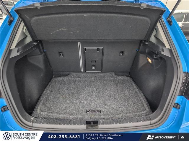 2023 Volkswagen Taos Comfortline (Stk: SU7717) in Calgary - Image 10 of 22