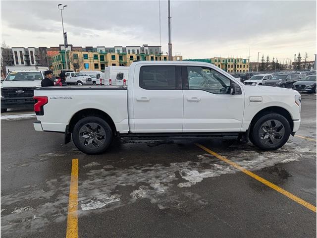 2023 Ford F-150 Lightning XLT (Stk: 19398A) in Calgary - Image 7 of 25