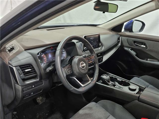 2023 Nissan Rogue SV Moonroof (Stk: 43491J) in Belleville - Image 2 of 3