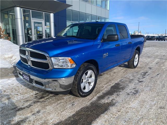 2023 RAM 1500 Classic SLT (Stk: 32922AD) in Thunder Bay - Image 3 of 15