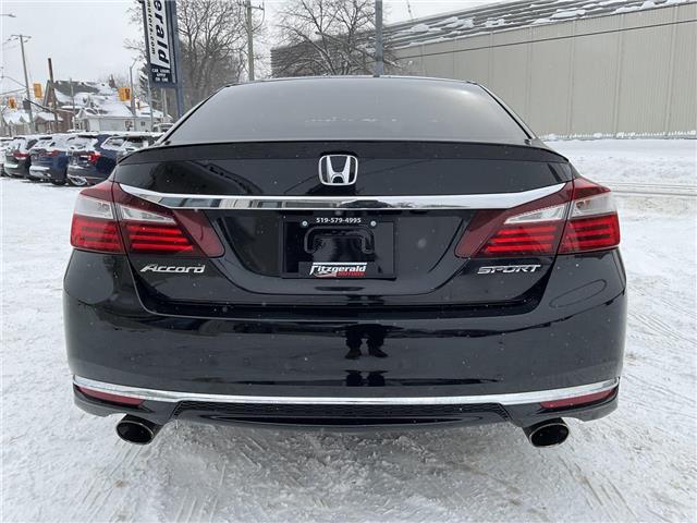 2017 Honda Accord Sport (Stk: 4812) in KITCHENER - Image 6 of 25