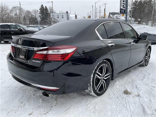 2017 Honda Accord Sport (Stk: 4812) in KITCHENER - Image 7 of 25
