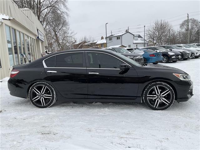 2017 Honda Accord Sport (Stk: 4812) in KITCHENER - Image 8 of 25