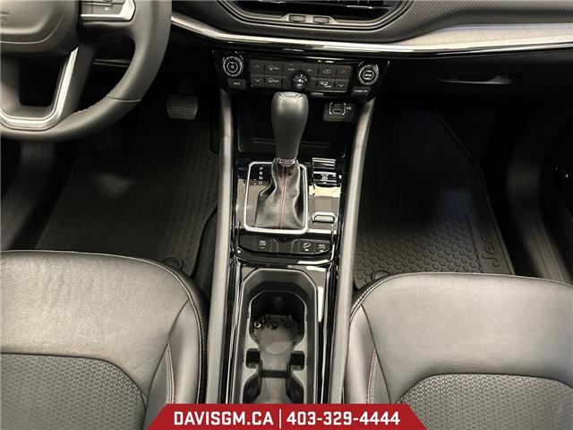 2023 Jeep Compass Trailhawk (Stk: 302750) in Lethbridge - Image 11 of 15