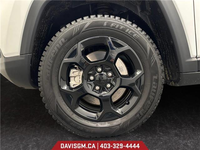 2023 Jeep Compass Trailhawk (Stk: 302750) in Lethbridge - Image 14 of 15
