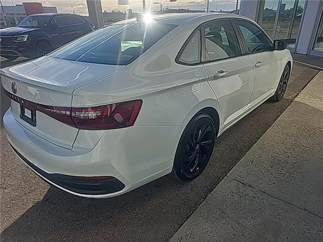 2025 Volkswagen Jetta Comfortline (Stk: U1390) in Lethbridge - Image 5 of 23