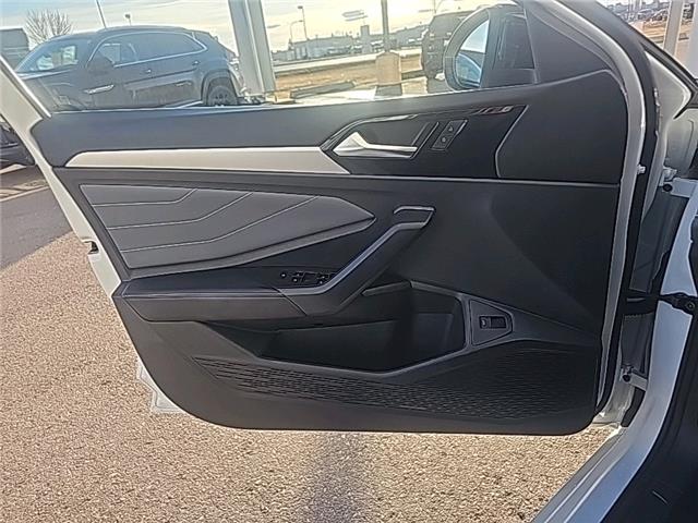 2025 Volkswagen Jetta Comfortline (Stk: U1390) in Lethbridge - Image 18 of 23