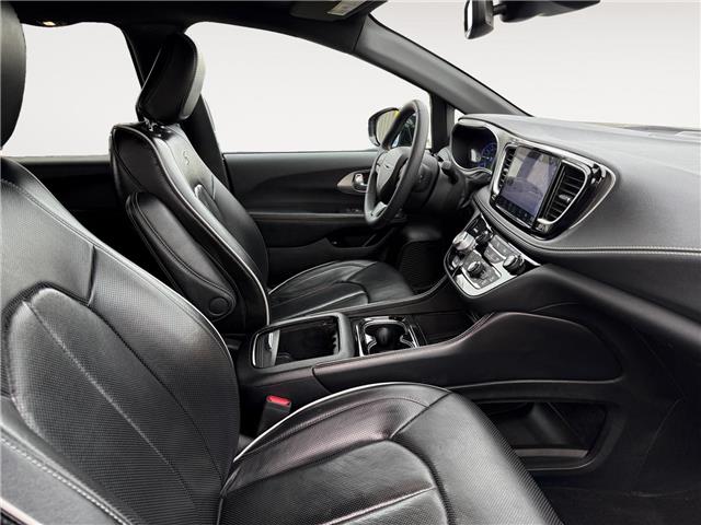 2022 Chrysler Pacifica Hybrid Limited (Stk: P3337) in Regina - Image 15 of 21