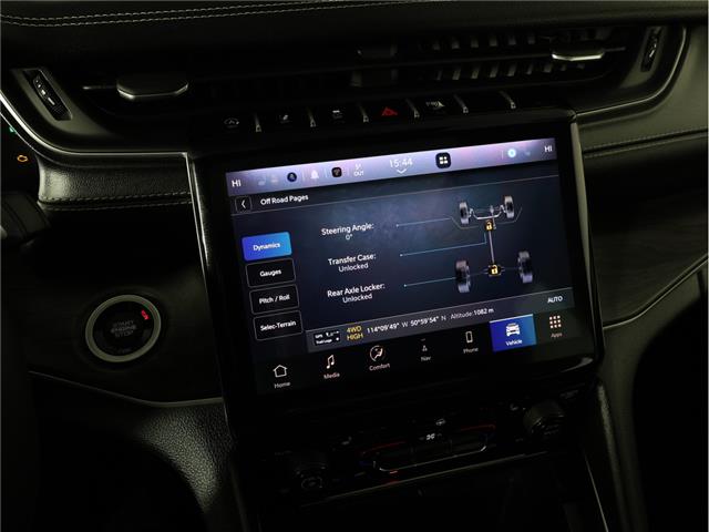 2023 Jeep Grand Cherokee Limited (Stk: B20690) in Calgary - Image 18 of 23 2023 Jeep Grand Cherokee Limited (Stk: B20690) in Calgary - Image 18 of 23