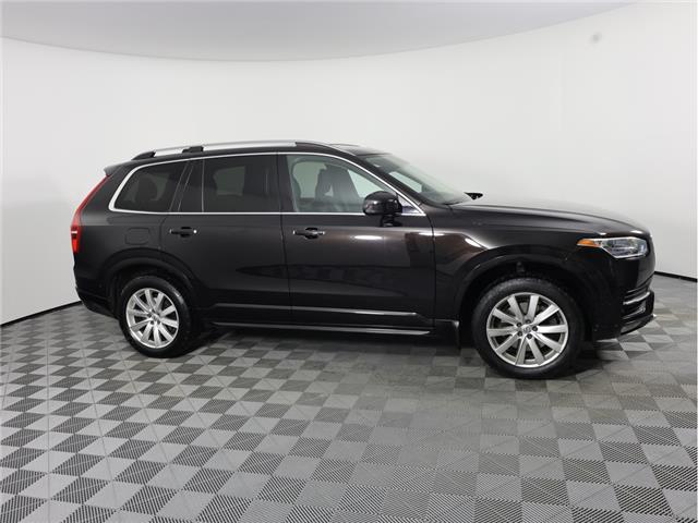 2016 Volvo XC90 T6 Momentum (Stk: A20713) in Calgary - Image 5 of 24