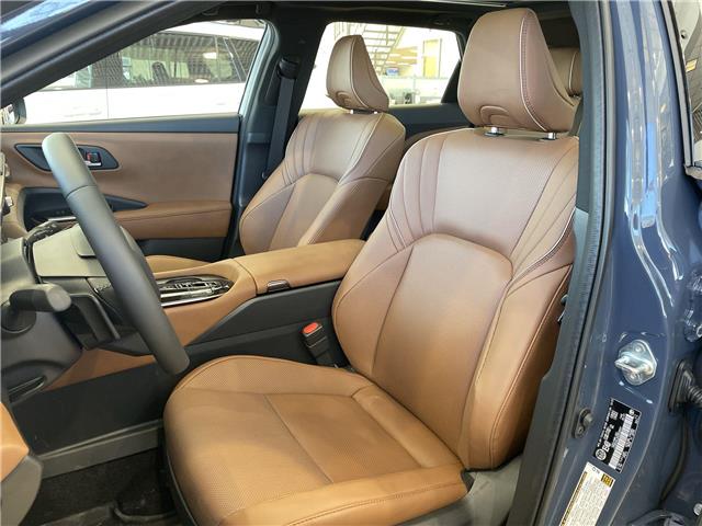 2025 Toyota Crown Signia Limited (Stk: 12107820) in Concord - Image 25 of 39