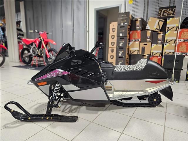 2026 Arctic Cat KITTY CAT FINAL EDITION (Stk: 26AS-014) in Grande Prairie - Image 7 of 10