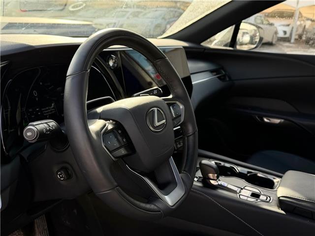 2025 Lexus RX 350h Base (Stk: 251411A) in Calgary - Image 5 of 18