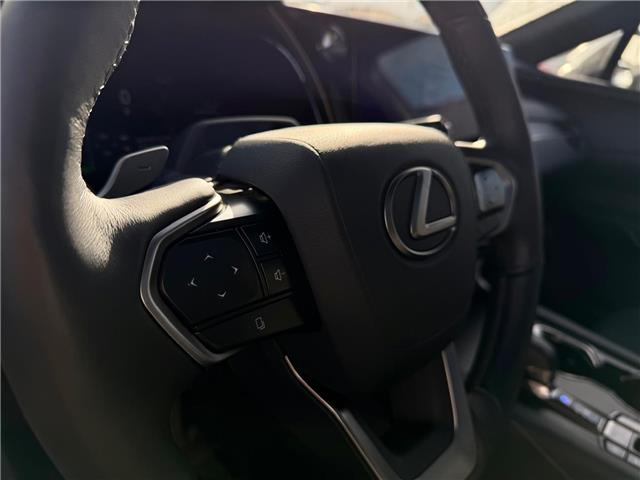 2025 Lexus RX 350h Base (Stk: 251411A) in Calgary - Image 12 of 18