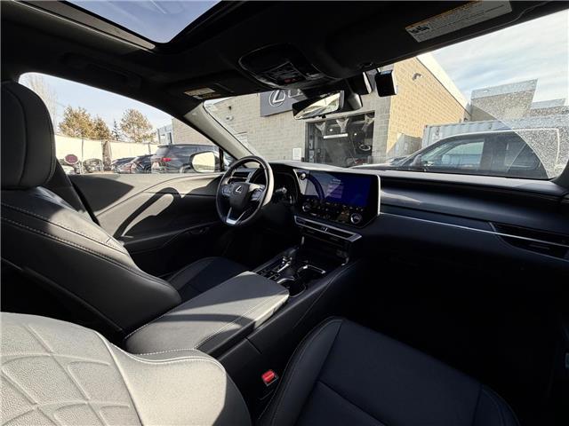 2025 Lexus RX 350h Base (Stk: 251411A) in Calgary - Image 9 of 18