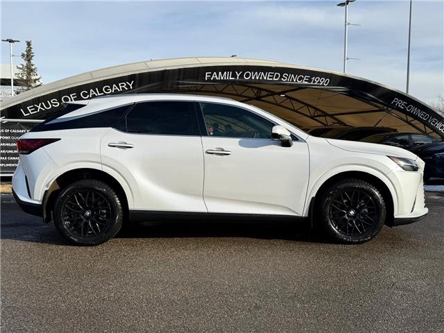 2025 Lexus RX 350h Base (Stk: 251411A) in Calgary - Image 2 of 18