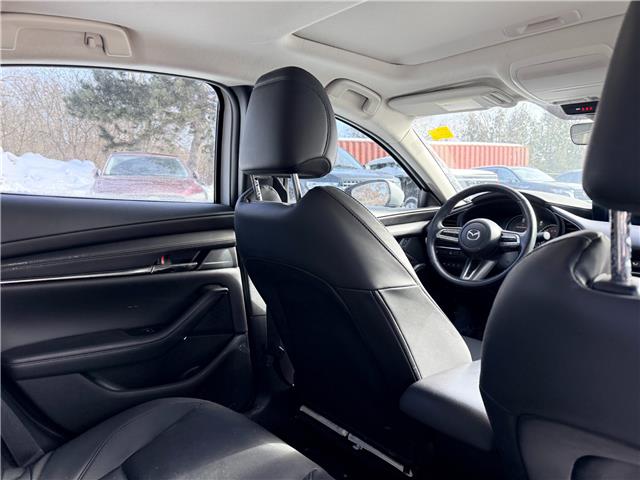 2023 Mazda Mazda3 GS (Stk: 16127) in Newmarket - Image 17 of 31
