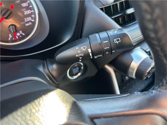 2019 Toyota RAV4 XLE (Stk: M6074) in Sarnia - Image 24 of 33