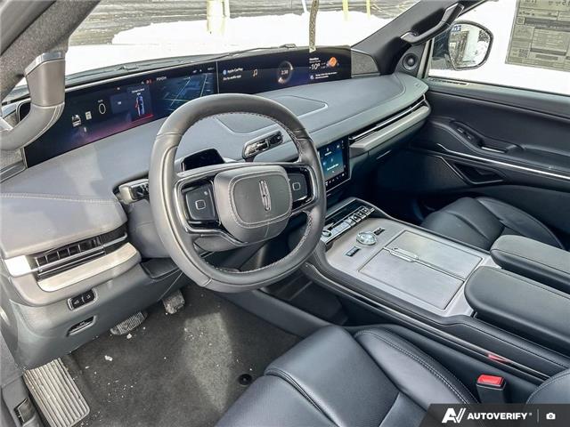 2025 Lincoln Navigator Reserve (Stk: 250679) in Hamilton - Image 9 of 21