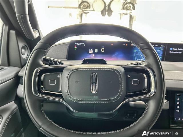 2025 Lincoln Navigator Reserve (Stk: 250679) in Hamilton - Image 10 of 21