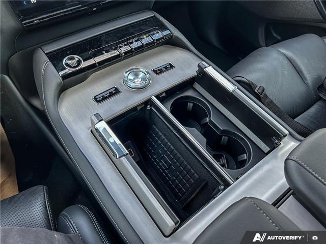 2025 Lincoln Navigator Reserve (Stk: 250679) in Hamilton - Image 14 of 21
