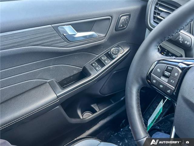 2026 Ford Escape PHEV (Stk: 260036) in Hamilton - Image 13 of 21