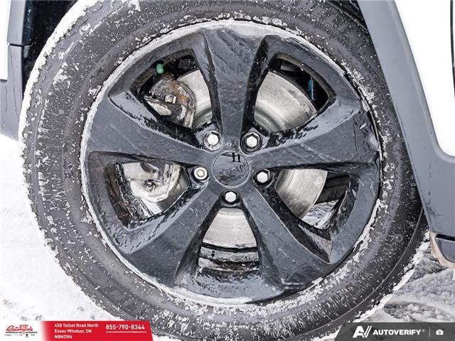2022 Jeep Cherokee Altitude (Stk: 260061) in Essex-Windsor - Image 7 of 31