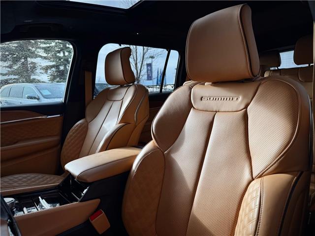 2025 Jeep Grand Cherokee L Summit (Stk: 260270A) in Calgary - Image 6 of 23