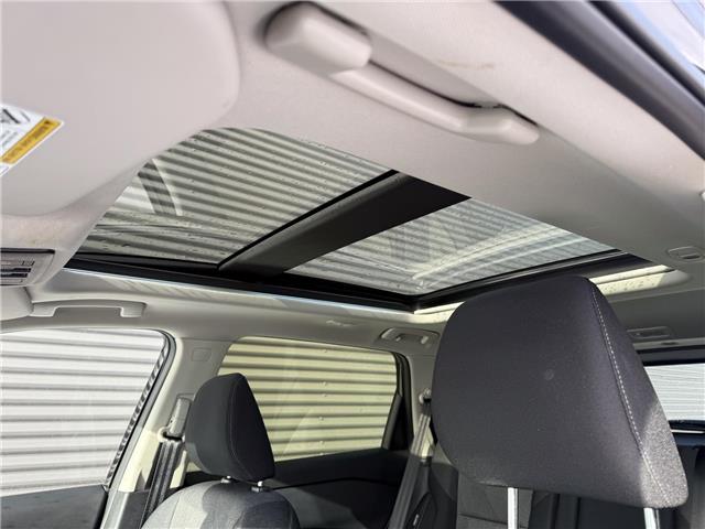 2025 Nissan Rogue SV Moonroof (Stk: U11079) in London - Image 9 of 25