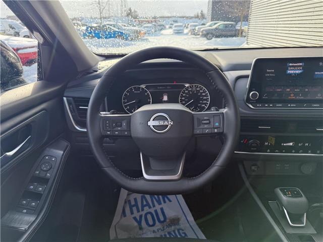 2025 Nissan Rogue SV Moonroof (Stk: U11079) in London - Image 14 of 25