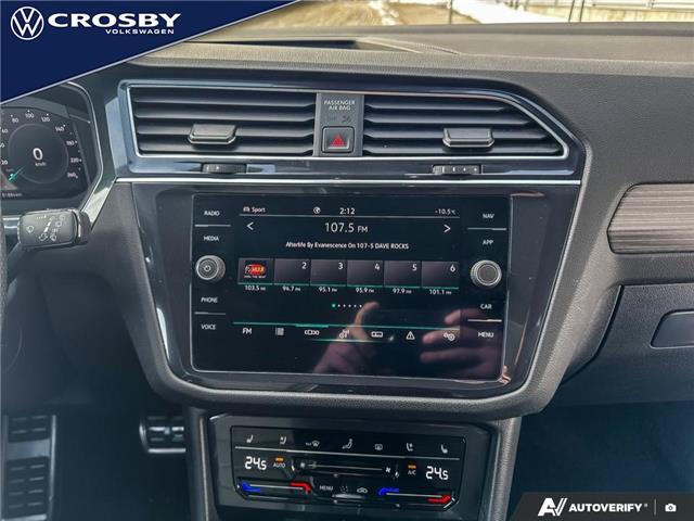 2022 Volkswagen Tiguan Highline R-Line (Stk: 2V2715) in Kitchener - Image 13 of 22