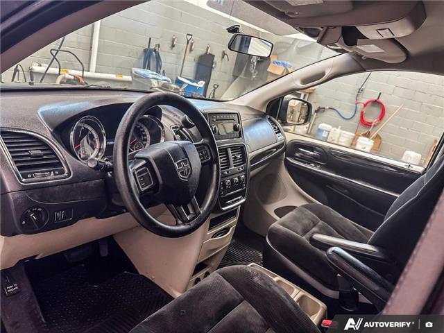 2016 Dodge Grand Caravan SE/SXT (Stk: 165122) in London - Image 13 of 26