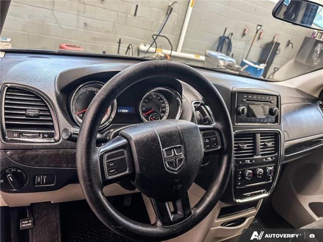2016 Dodge Grand Caravan SE/SXT (Stk: 165122) in London - Image 14 of 26