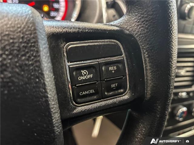 2016 Dodge Grand Caravan SE/SXT (Stk: 165122) in London - Image 16 of 26