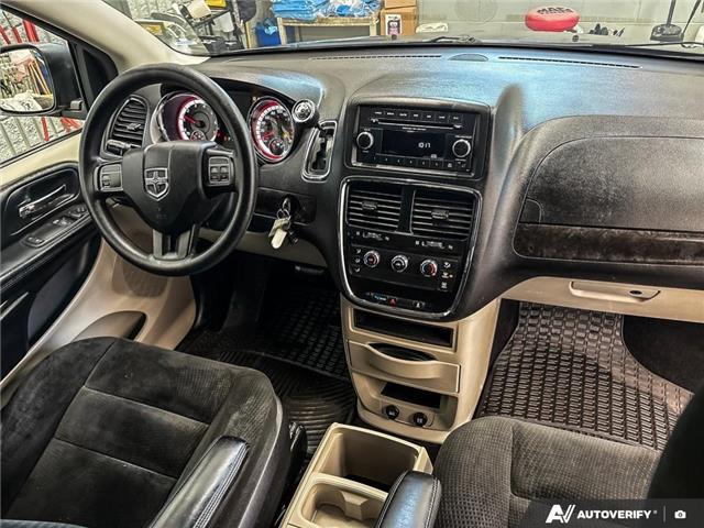 2016 Dodge Grand Caravan SE/SXT (Stk: 165122) in London - Image 24 of 26