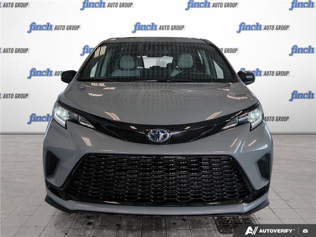 2025 Toyota Sienna XSE 7-Passenger (Stk: P3140) in London - Image 2 of 24