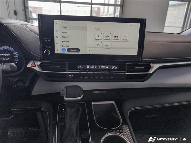 2025 Toyota Sienna XSE 7-Passenger (Stk: P3140) in London - Image 19 of 24
