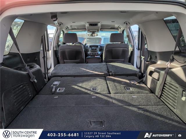 2015 Chevrolet Tahoe LS (Stk: ST-268A) in Calgary - Image 11 of 23 2015 Chevrolet Tahoe LS (Stk: ST-268A) in Calgary - Image 11 of 23