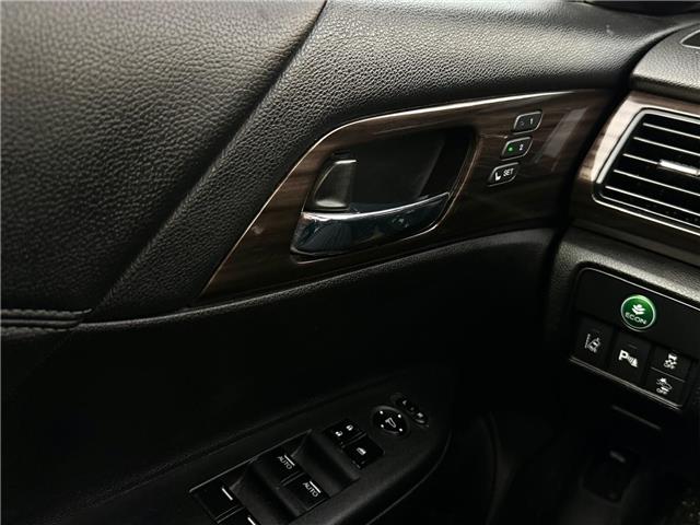 2016 Honda Accord Touring (Stk: 260083C) in Calgary - Image 11 of 18