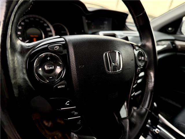 2016 Honda Accord Touring (Stk: 260083C) in Calgary - Image 12 of 18