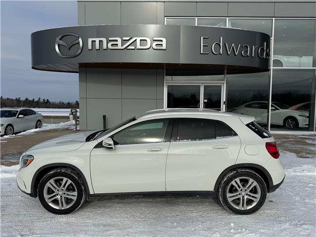 2015 Mercedes-Benz GLA-Class Base (Stk: 24733) in Pembroke - Image 1 of 26