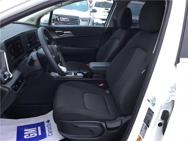 2025 Kia Sportage LX (Stk: R0097B) in Cornwall - Image 5 of 28